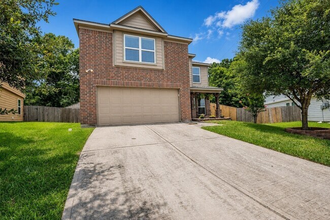 Building Photo - 16718 Warbler Dr