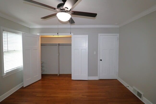 Building Photo - 2832 Monticello Dr