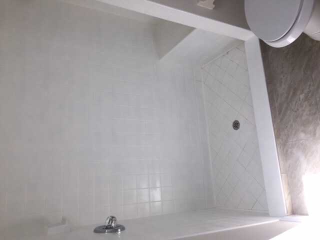 Building Photo - 1292 SW Bellevue Ave