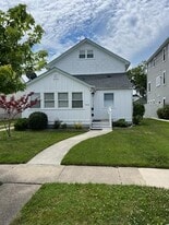 Yearly rental Contact me for more pictures - 144 5th St S