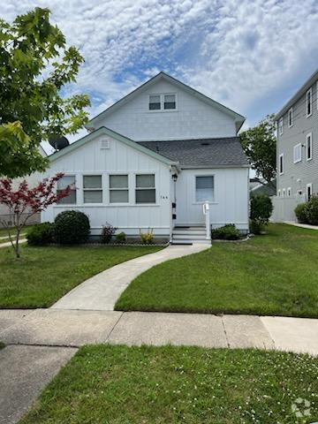 Yearly rental Contact me for more pictures - 144 5th St S