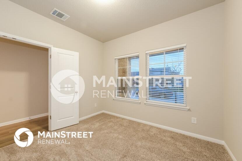 Building Photo - 112 Babblebrook Way