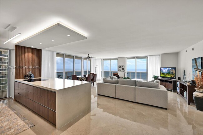 Building Photo - 1850 S Ocean Dr