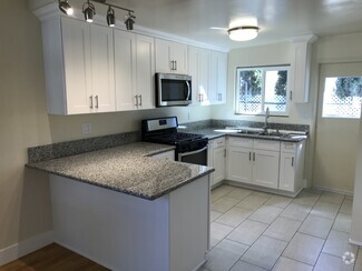 Building Photo - 2526 Hermosa Ave