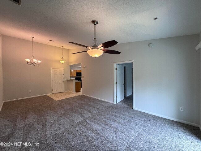 Building Photo - 6985 Ortega Woods Dr