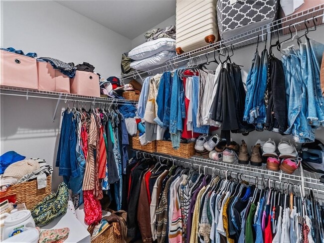 Building Photo - 3103 W Leroy St