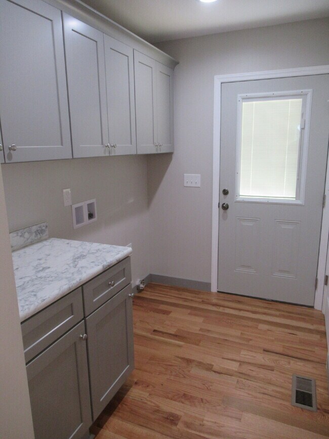 Building Photo - Brand-New 2-Bedroom, 2-Bath Home for Rent in Maiden!