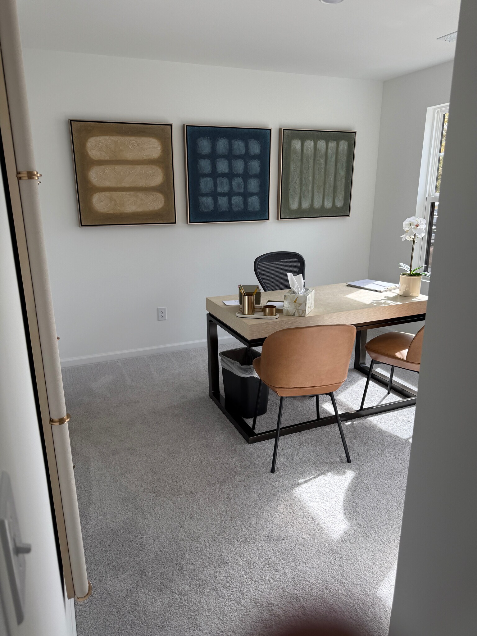 Building Photo - Room in Townhome on Crescent Townes Wy