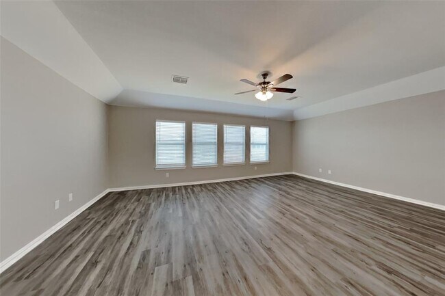 Building Photo - 21510 Duke Alexander Dr