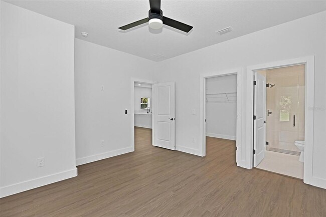Building Photo - 13527 SW 100th Ln