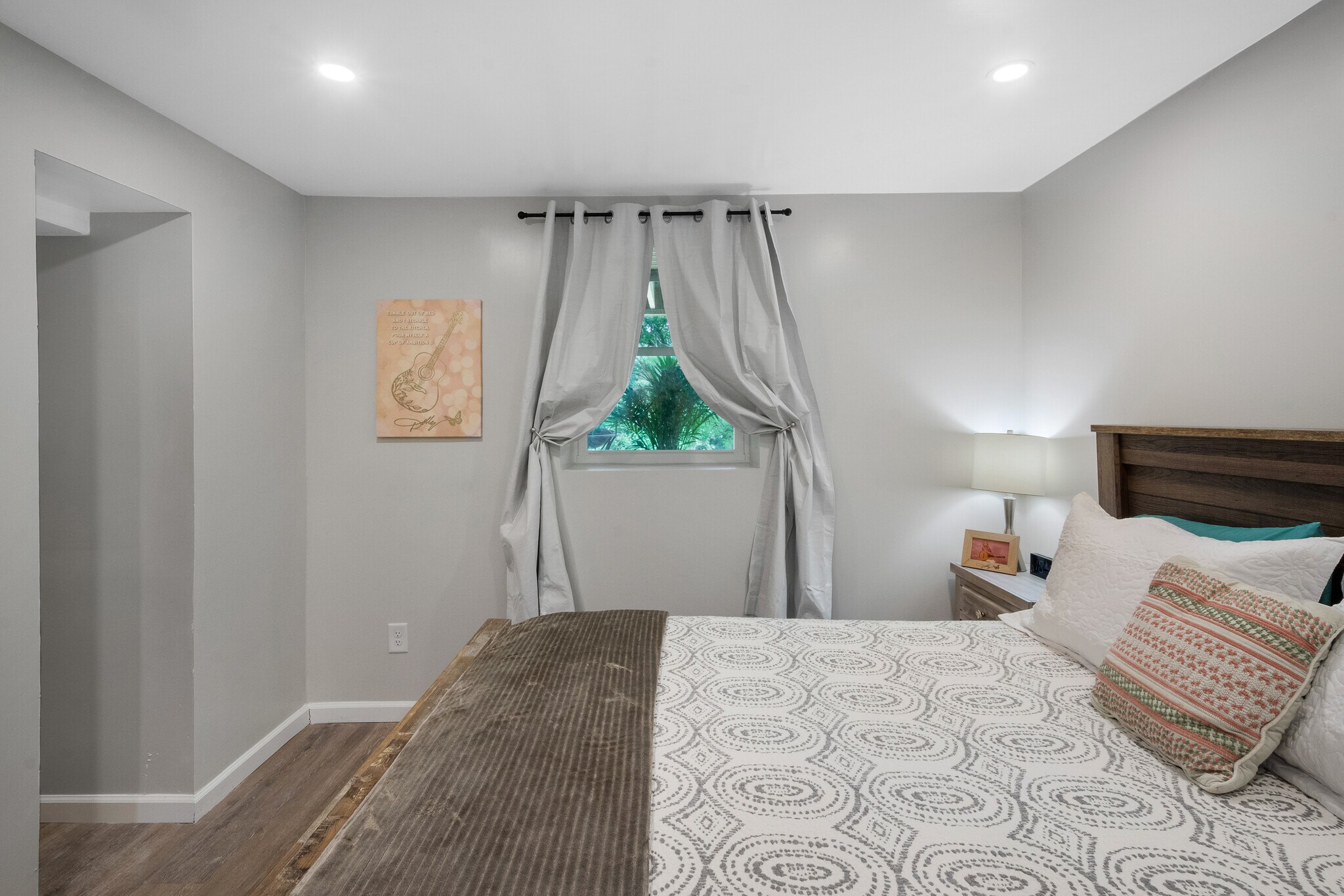 Building Photo - 3409 McGavock Pike