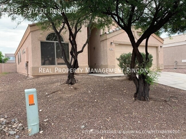 Building Photo - AVAILABLE NOW!!  Amazing 4bed/2bath in Rit...