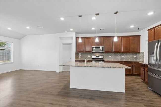Building Photo - 2111 Levant Ln