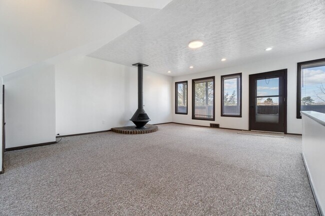 Building Photo - 4312 Lydia St