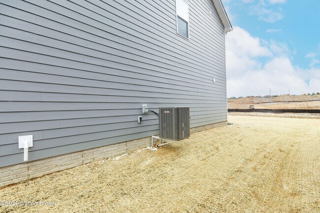 Building Photo - 16909 Aiken Rdg Cir