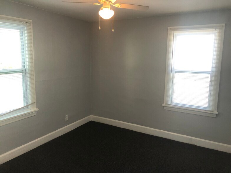 Building Photo - 669 Englewood Avenue