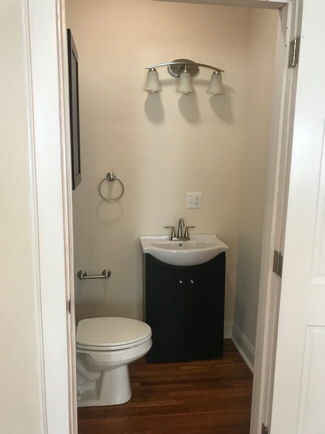 Building Photo - 403 8th Ave