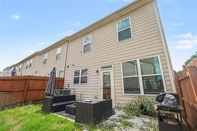Building Photo - 7740 Baron Rd