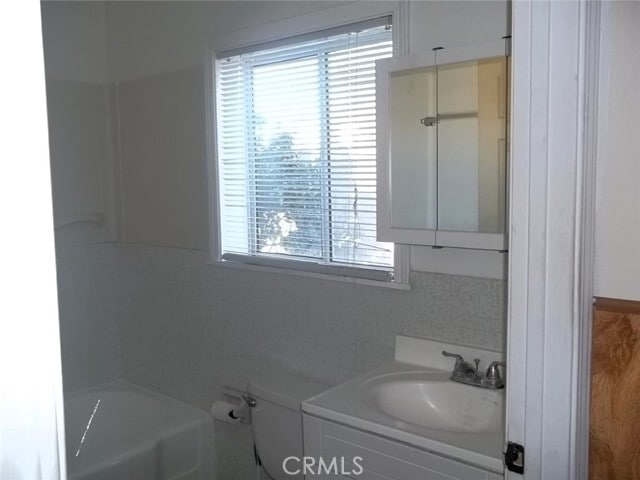 Building Photo - 6552 Mitchell Ave