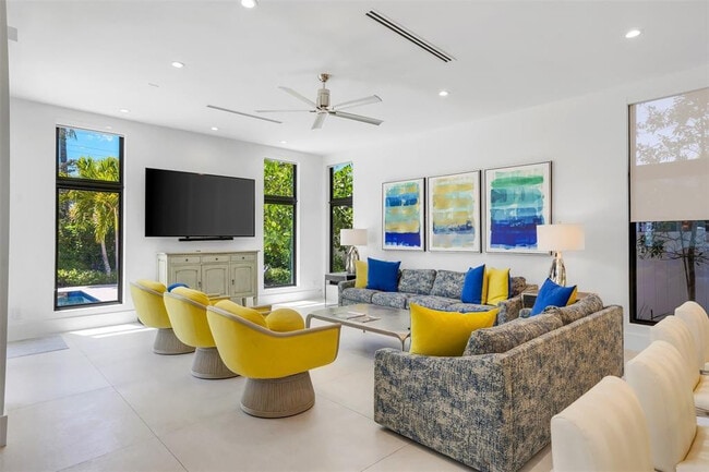 Building Photo - 2001 Marietta Dr