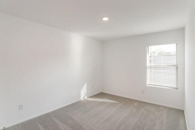 Building Photo - 1707 Fairlea Gin Path