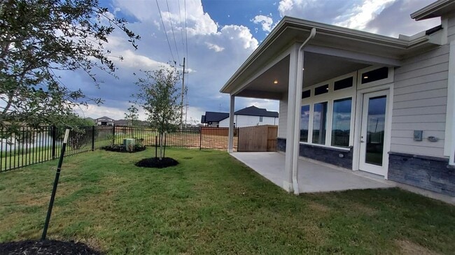 Building Photo - 2331 Birch View Ln