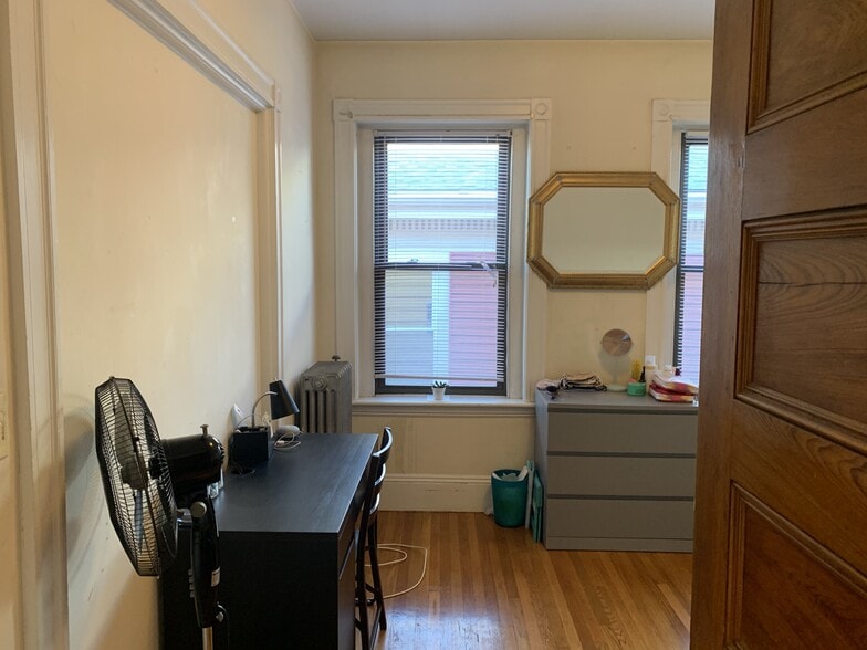 Building Photo - 153 Saint Alphonsus St