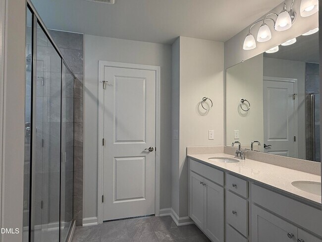 Building Photo - 5023 Reader Wy