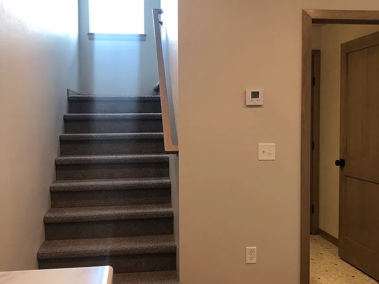 Building Photo - 5712 E Avett Pl