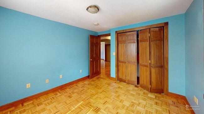 Building Photo - 55 Metropolitan Ave