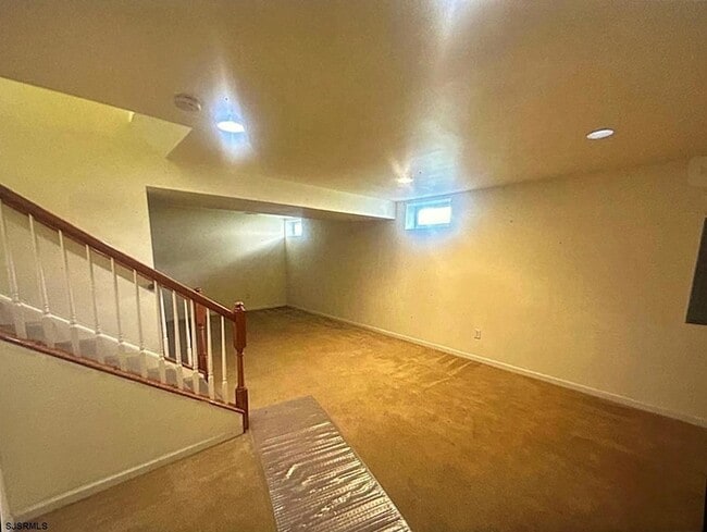 Building Photo - 116 Waverly Rd