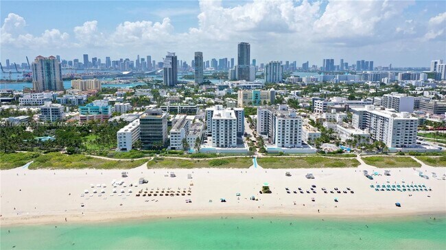Building Photo - 345 Ocean Dr