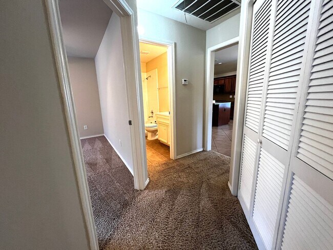 Building Photo - Charming 3-Bedroom Home with Modern Kitchen and Spacious Backyard