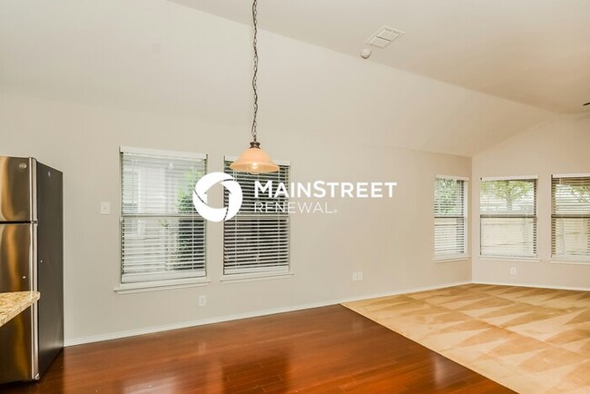 Building Photo - 1709 Lake Wood Trl