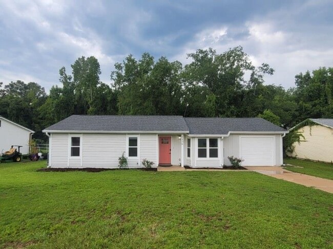 Building Photo - 2136 Little River Ln