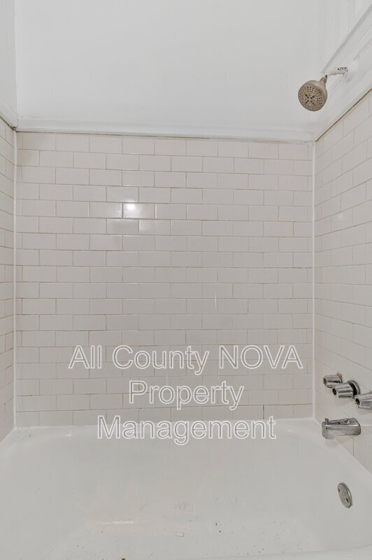 Building Photo - 1719 West Virginia Ave NE