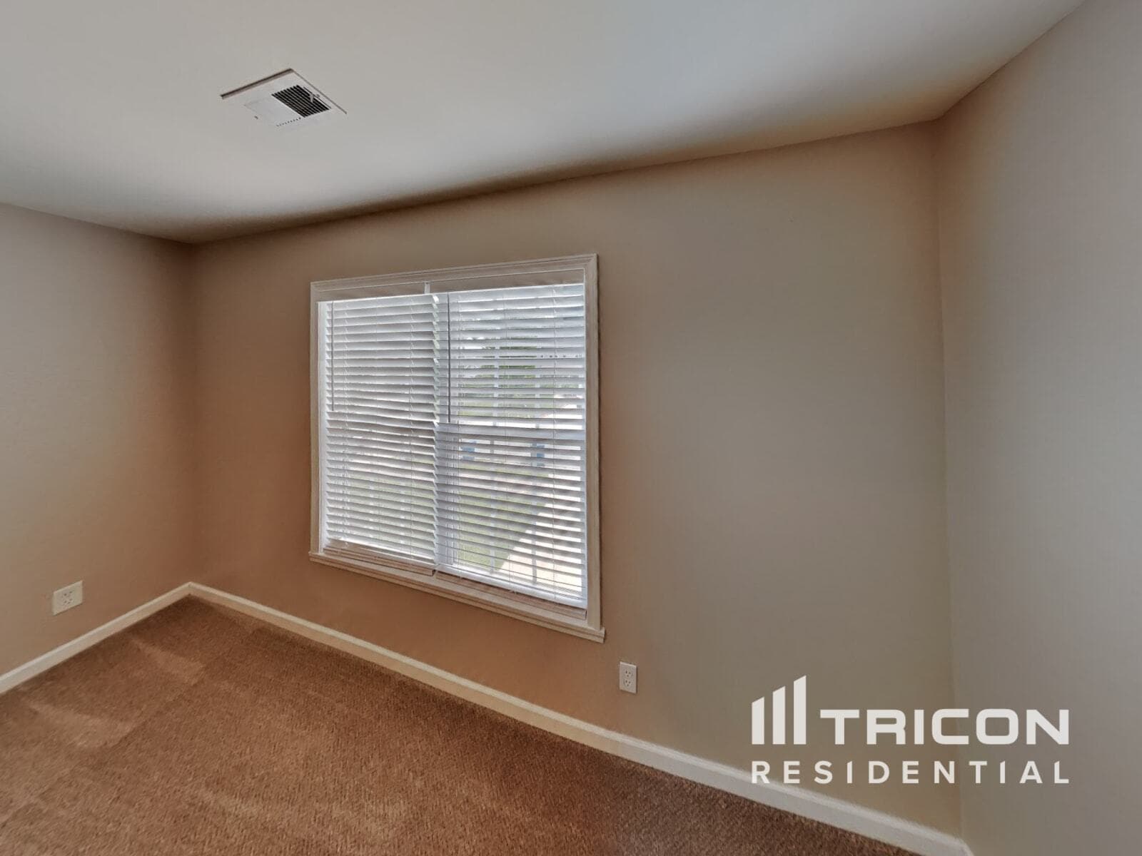 Building Photo - 1145 Langston Dr