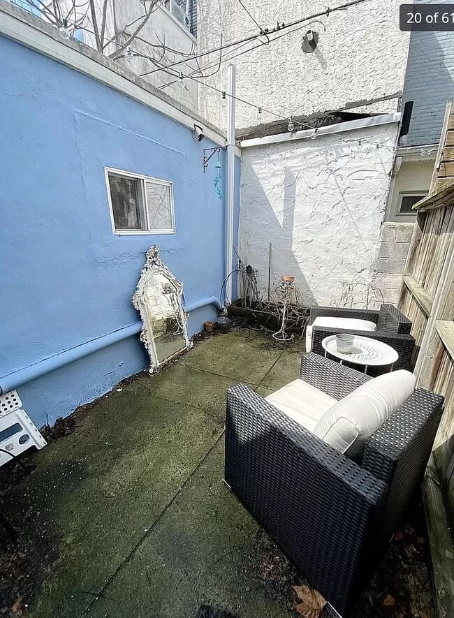 Building Photo - 720 S Randolph St