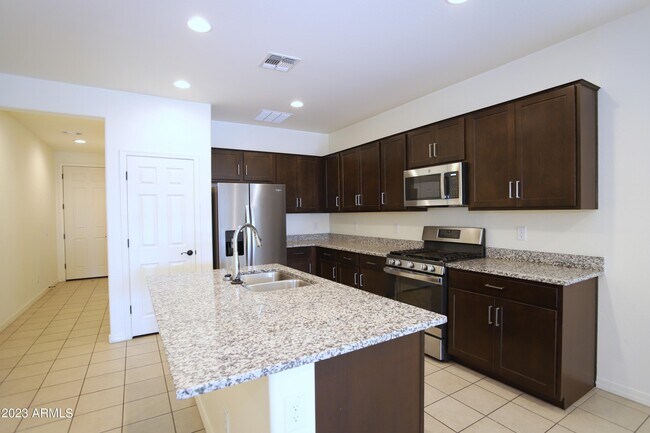 Building Photo - 5719 W Encinas Ln
