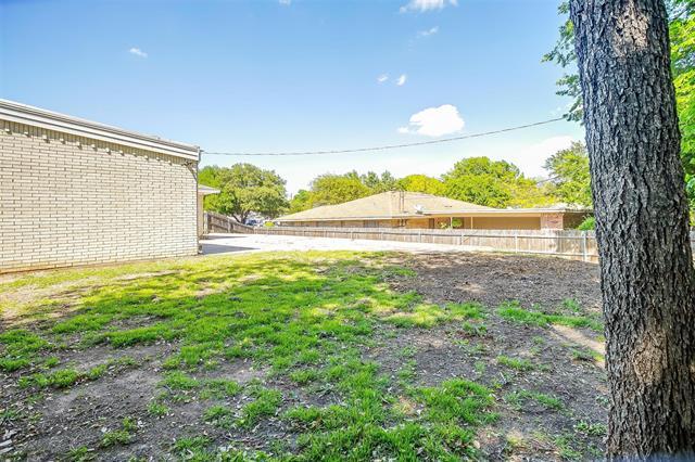 Building Photo - 4759 Fieldcrest Dr