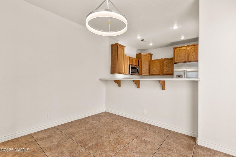 Building Photo - 1326 E Trevor Way