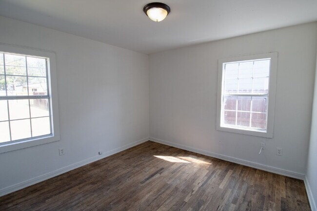 Building Photo - Charming 3-Bed Home in Lubbock