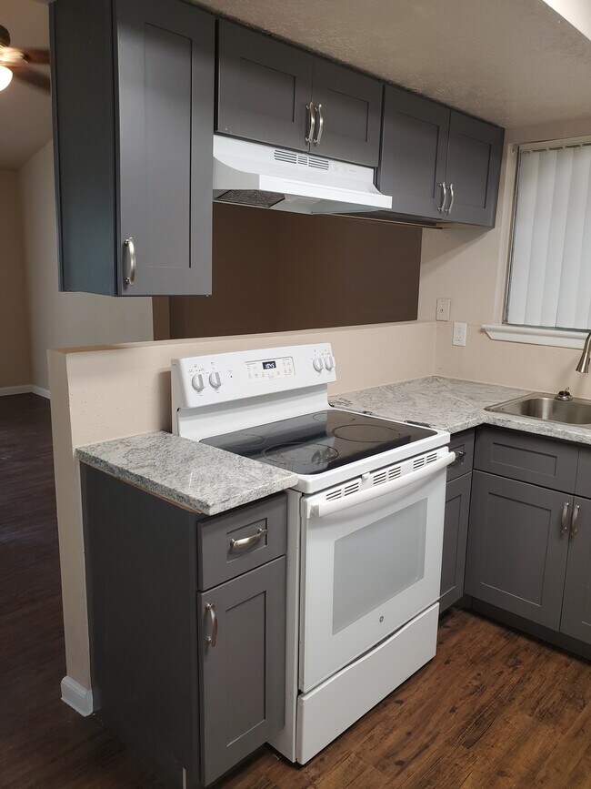 Building Photo - 4414 Monteith Dr