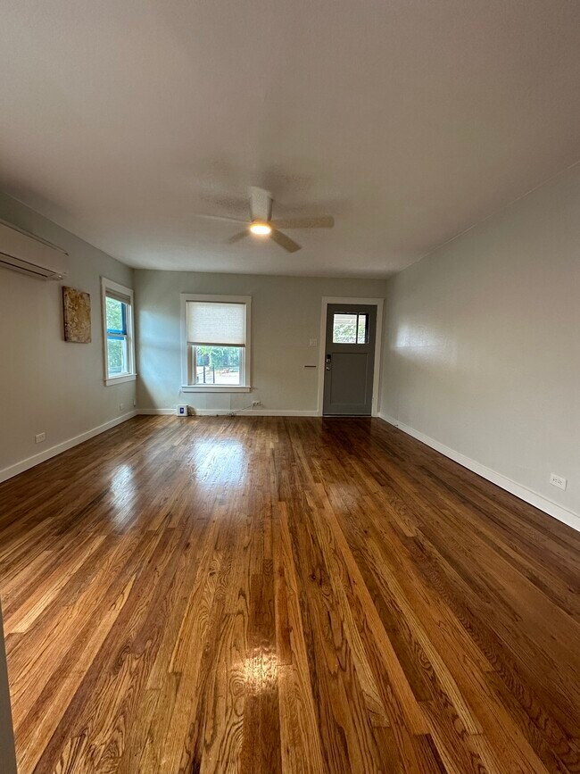 Building Photo - 625 Lovera Blvd