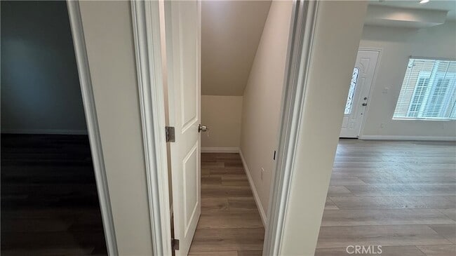 Building Photo - 3657 Mountain View Ave