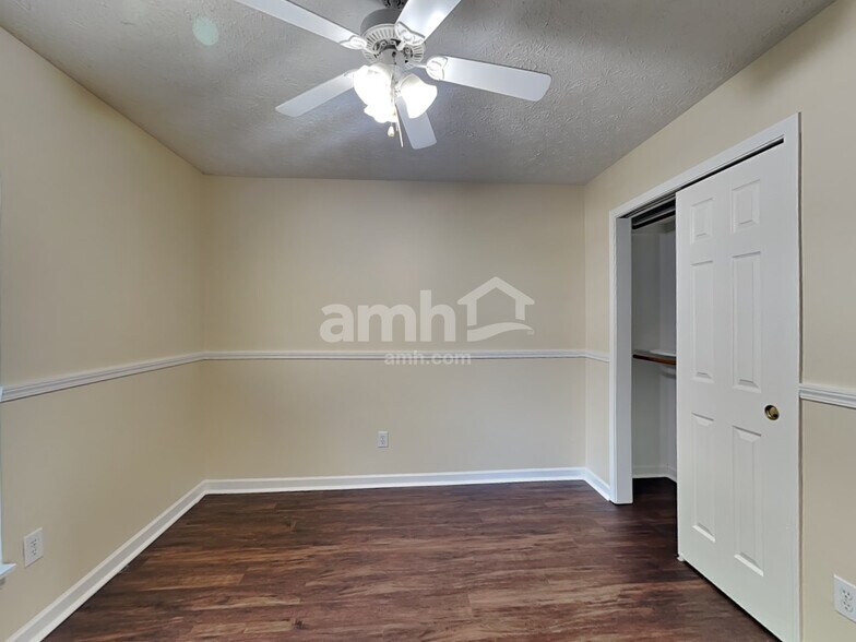 Building Photo - 13227 Summerwood Ln