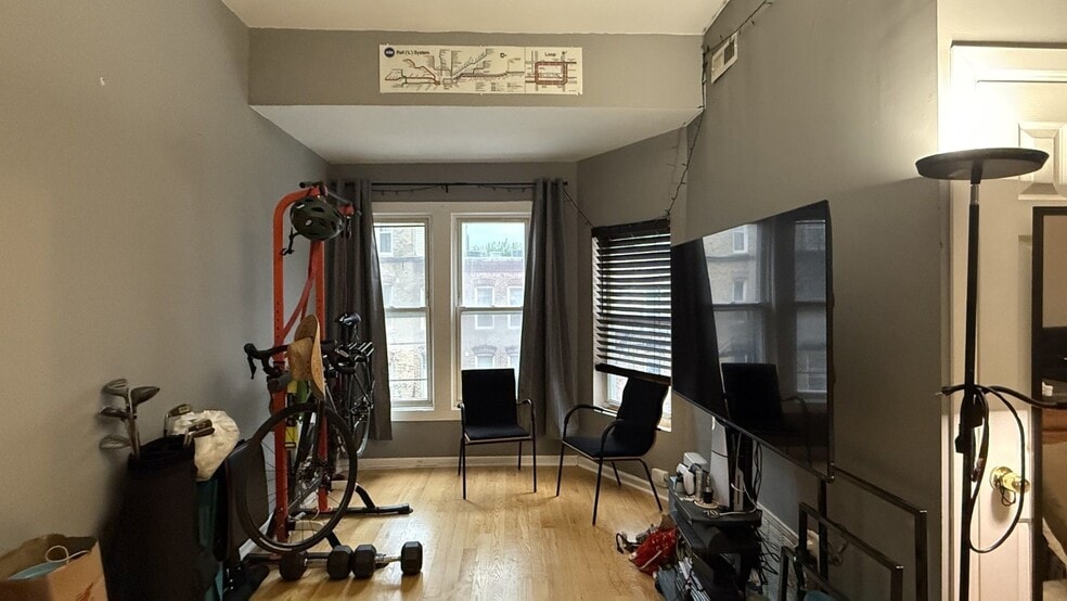 Primary Photo - 1400 N Bosworth Ave