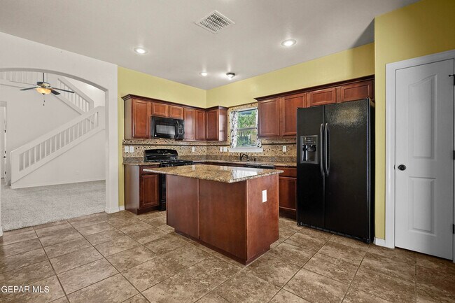 Building Photo - 369 Emerald Acres St
