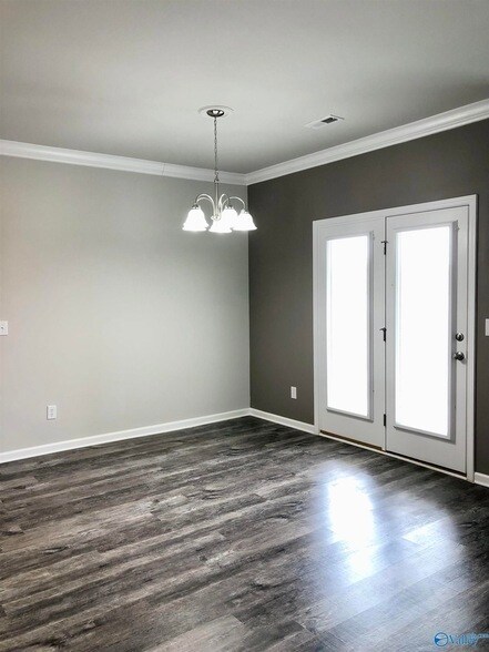 Building Photo - 14604 London Ln