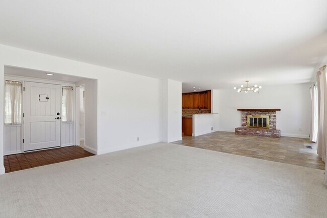 Building Photo - $5595 - Ranch-style home with acreage in West Gilroy's quiet countryside